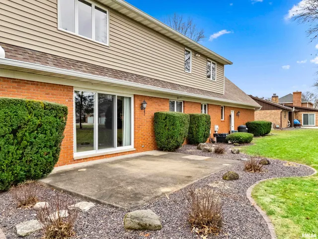 $489,900 | 29 Cherry Lane, Morton, IL 61550