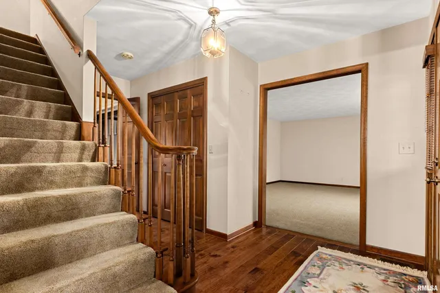 $489,900 | 29 Cherry Lane, Morton, IL 61550