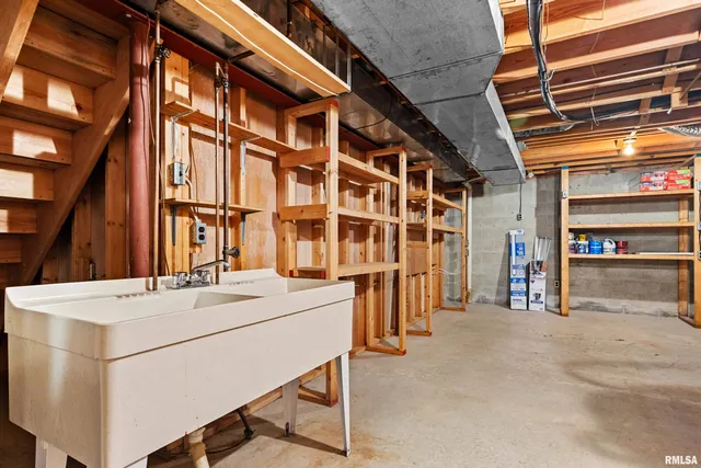 $489,900 | 29 Cherry Lane, Morton, IL 61550