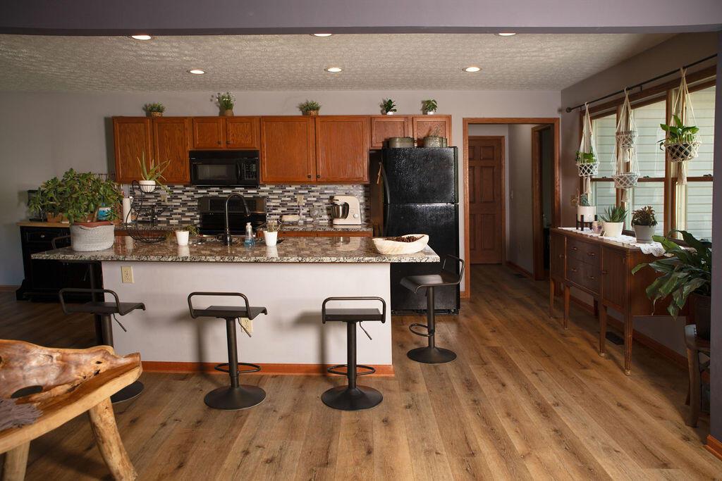 8857 Ringgold Fairfield Road Circleville, OH 43113 - Photo 12 of 36 Living room looking in the kitchen