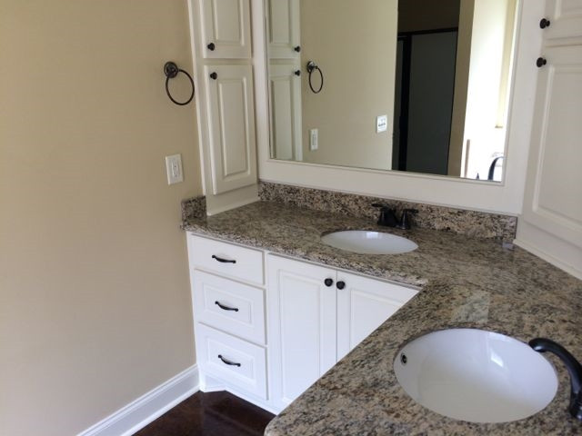 443 Greenfield Ridge Circle Brandon, MS 39042 - Photo 10 of 15 Master bath with his & her vanities!