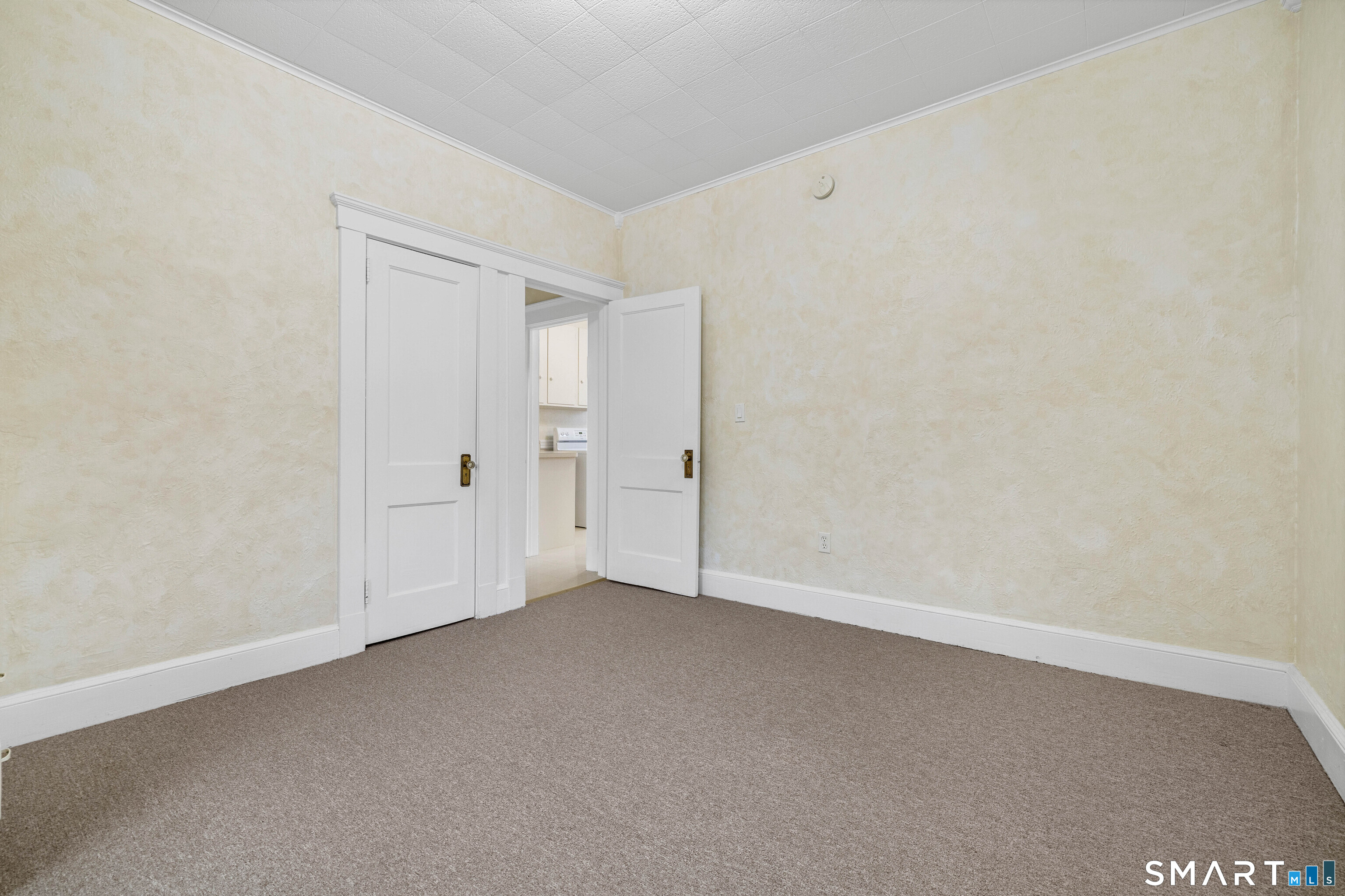 1857 State Street, Unit 2 Hamden, CT 06517 - Photo 15 of 26