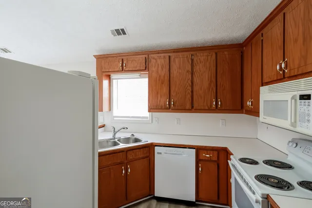 $2,005 | 5107 Scenic View Road, Flowery Branch, GA 30542