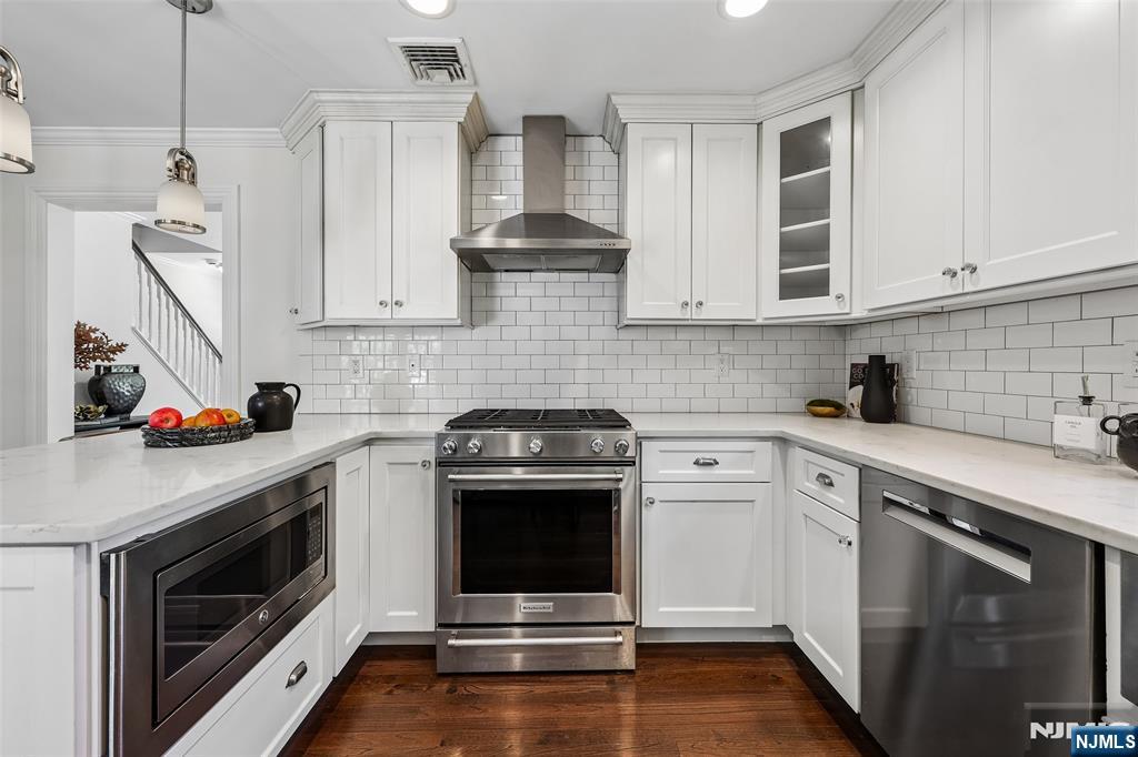 571 Laurel Road Ridgewood, NJ 07450 - Photo 7 of 25