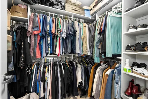 $665,000 | 3290 East Thoroughbred Lane, Boise, ID 83716