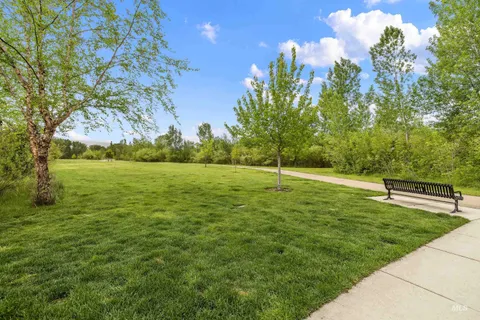 $649,000 | 3290 East Thoroughbred Lane, Boise, ID 83716