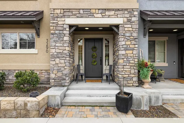 $665,000 | 3290 East Thoroughbred Lane, Boise, ID 83716