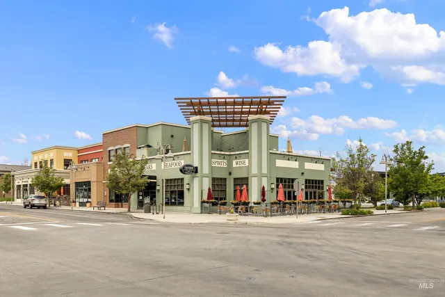 $665,000 | 3290 East Thoroughbred Lane, Boise, ID 83716