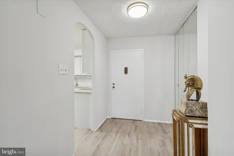 $349,000 | 666 West Germantown Pike, Unit 2101, Plymouth Meeting, PA 19462