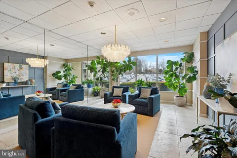 $349,000 | 666 West Germantown Pike, Unit 2101, Plymouth Meeting, PA 19462