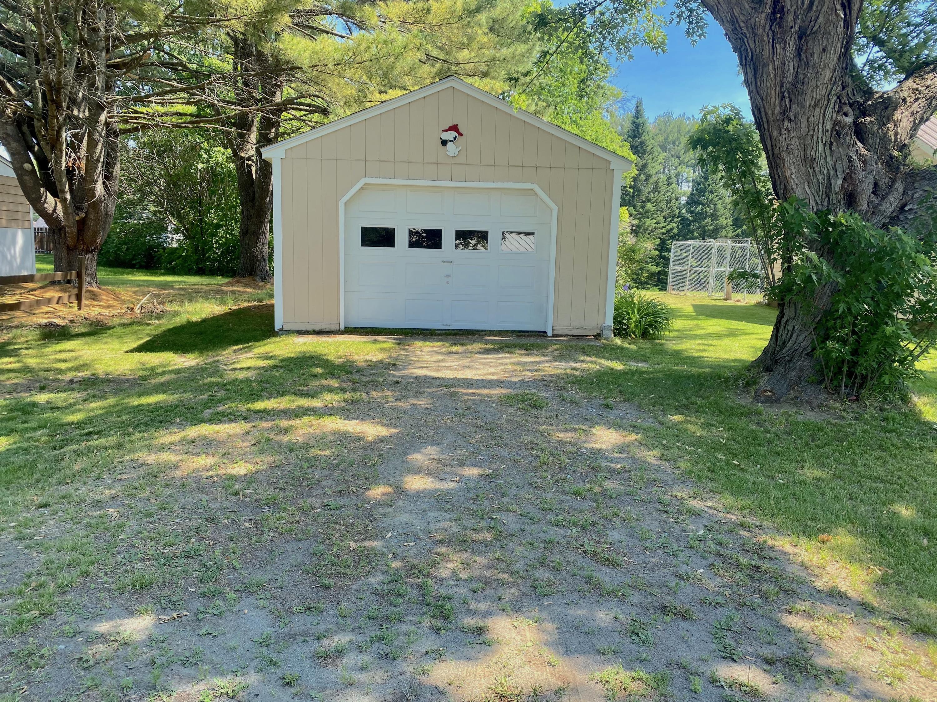 17 Airport Road Norridgewock, ME 04957 - Photo 2 of 24 garage
