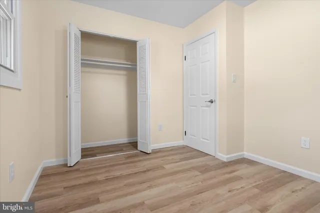 $487,500 | 14220 Fallbrook Lane, Woodbridge, VA 22193