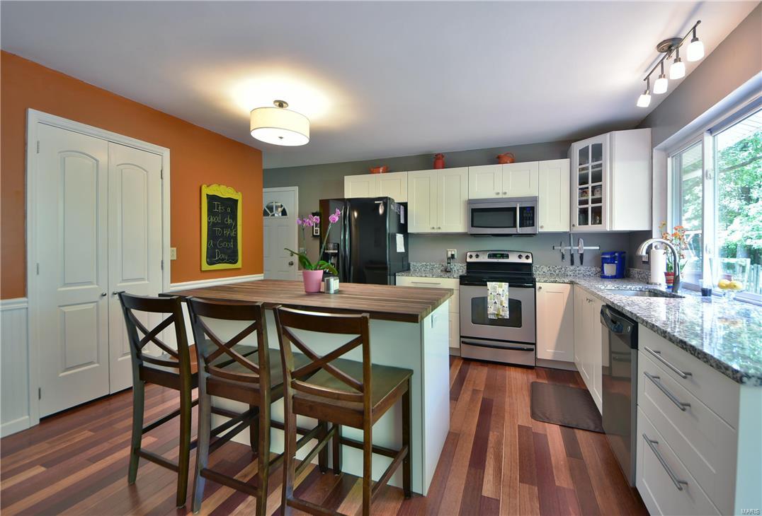 1522 Ploma Drive Ballwin, MO 63021 - Photo 13 of 23