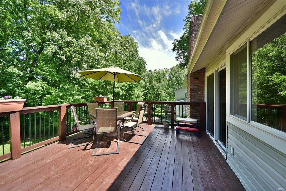 1522 Ploma Drive Ballwin, MO 63021 - Photo 15 of 23