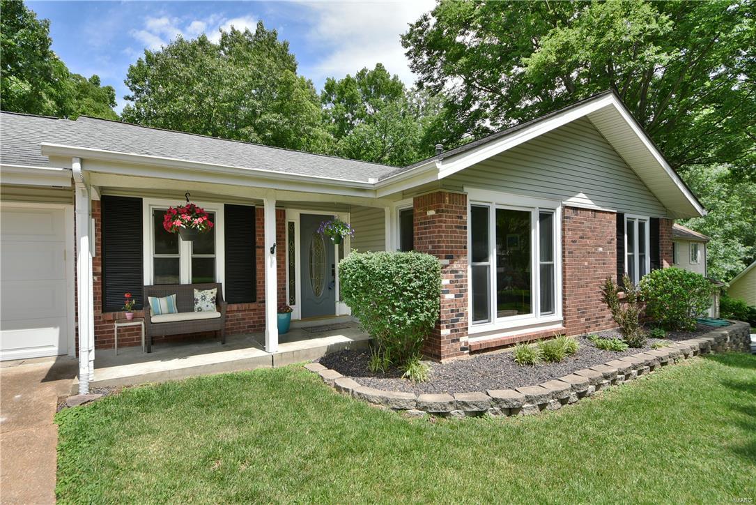 1522 Ploma Drive Ballwin, MO 63021 - Photo 5 of 23