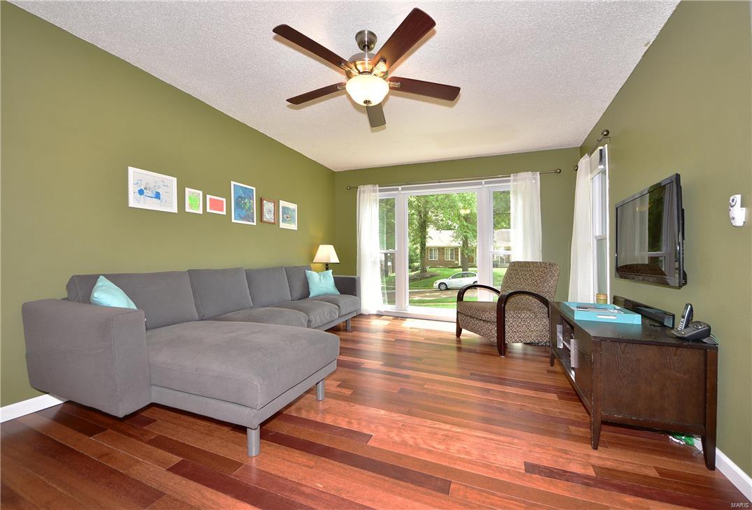 1522 Ploma Drive Ballwin, MO 63021 - Photo 7 of 23