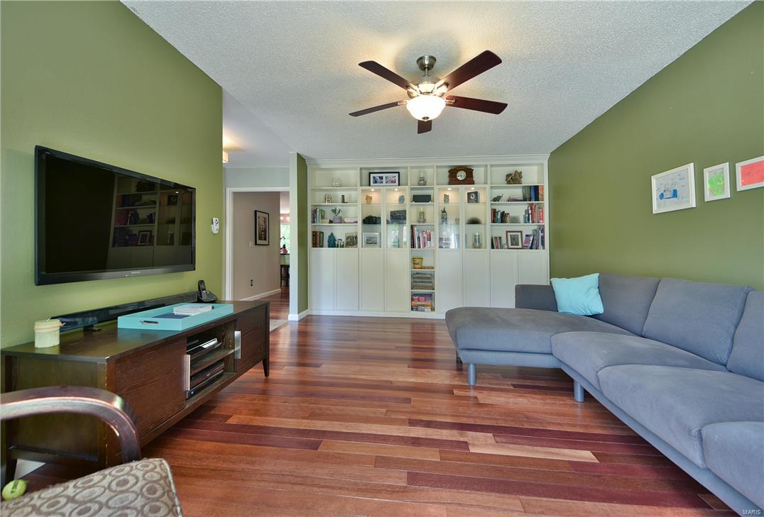 1522 Ploma Drive Ballwin, MO 63021 - Photo 8 of 23