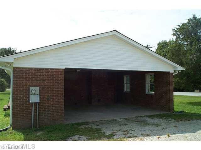 2473 Wright Road Lexington, NC 27292 - Photo 4 of 10 Other. Side VIew