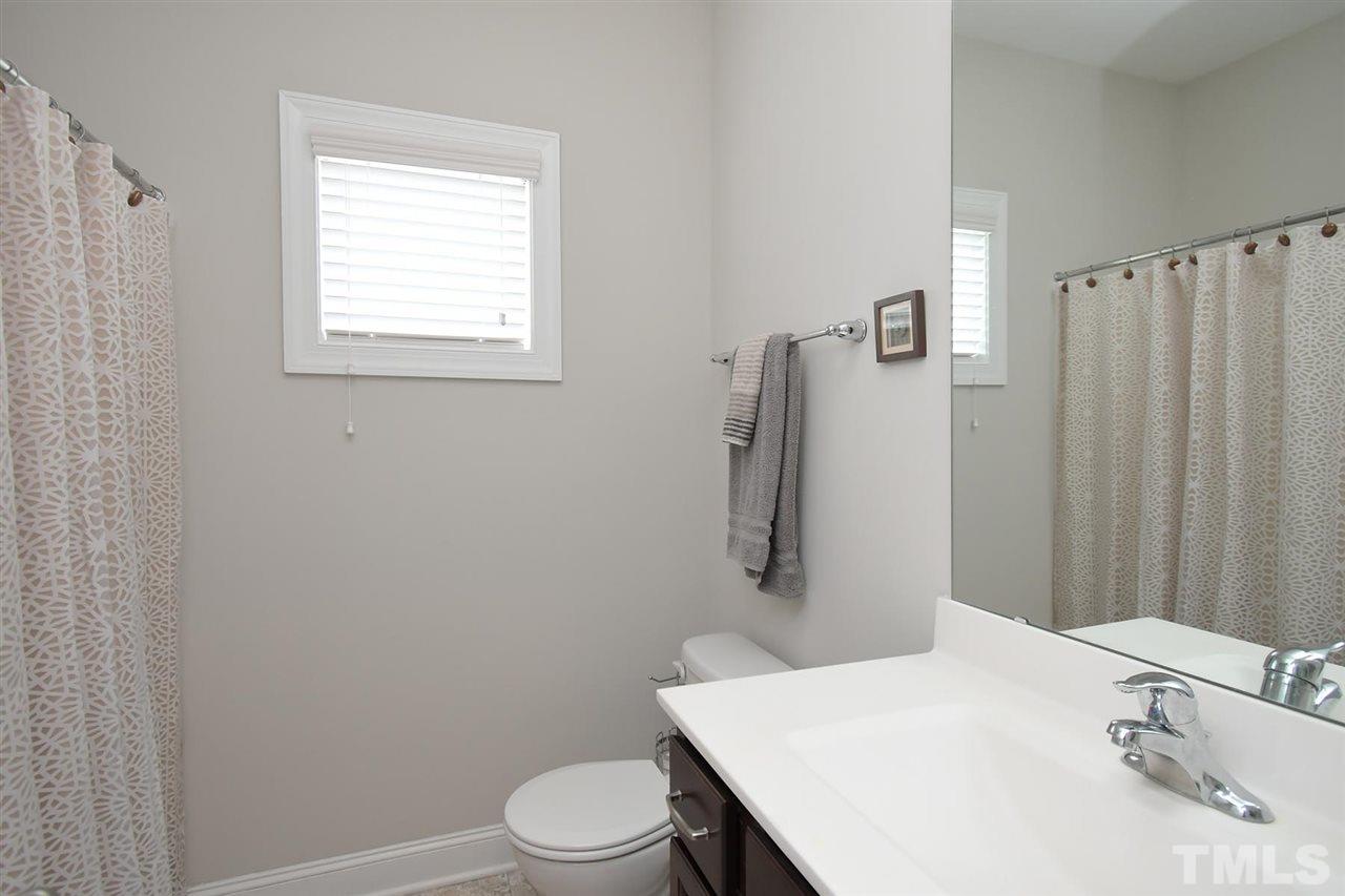 1009 Silver Farm Road Raleigh, NC 27603 - Photo 13 of 21