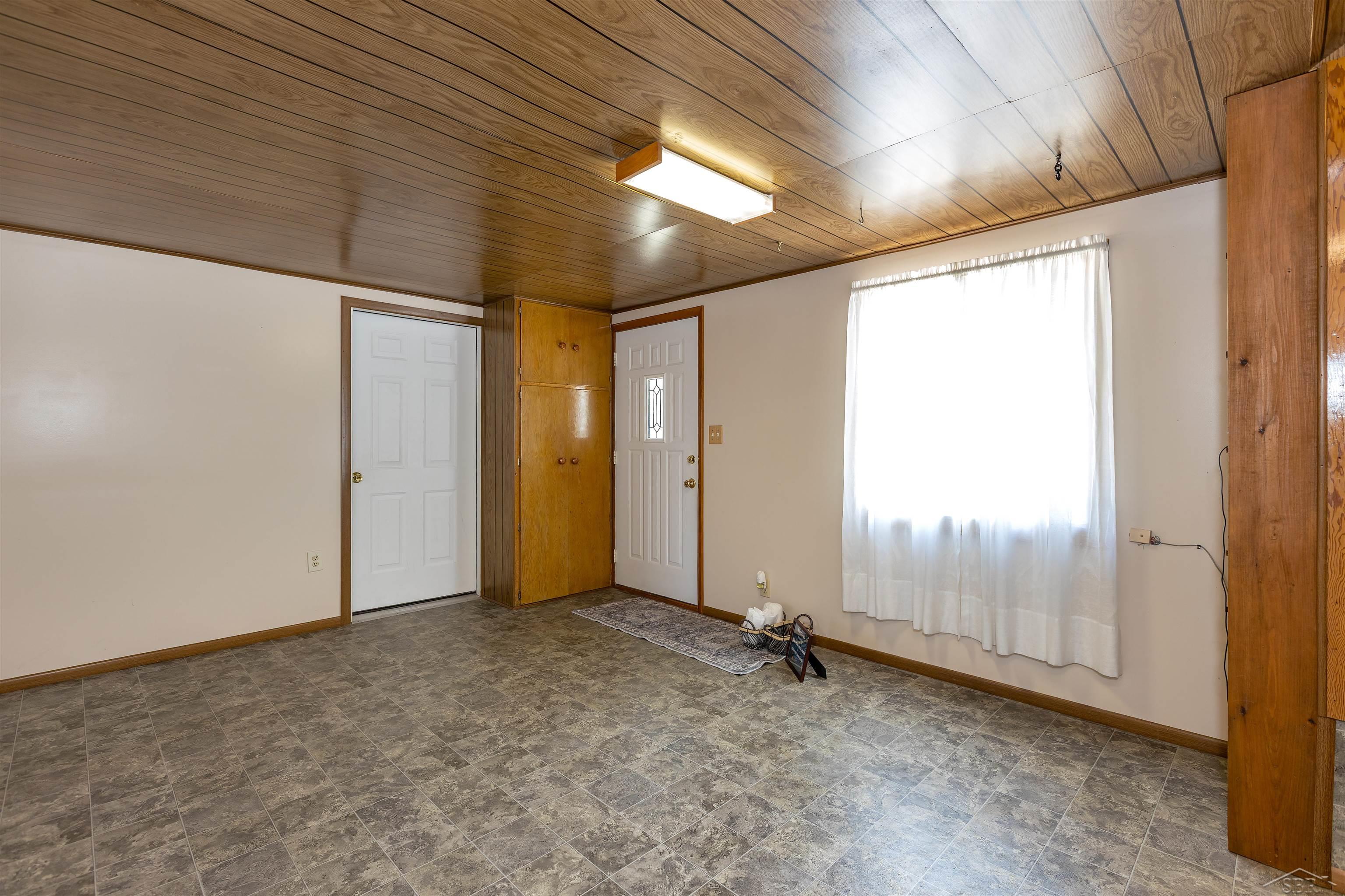 1530 West Beaver Road Auburn, MI 48611 - Photo 20 of 37