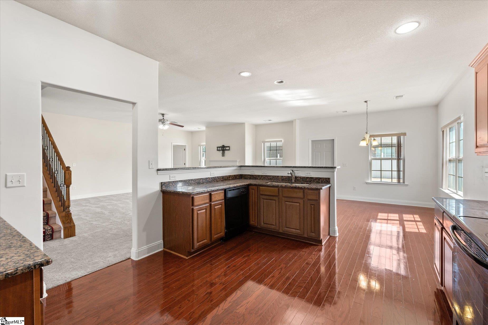 976 Rip Rap Drive Boiling Springs, SC 29316 - Photo 15 of 36 Gallery Image 15