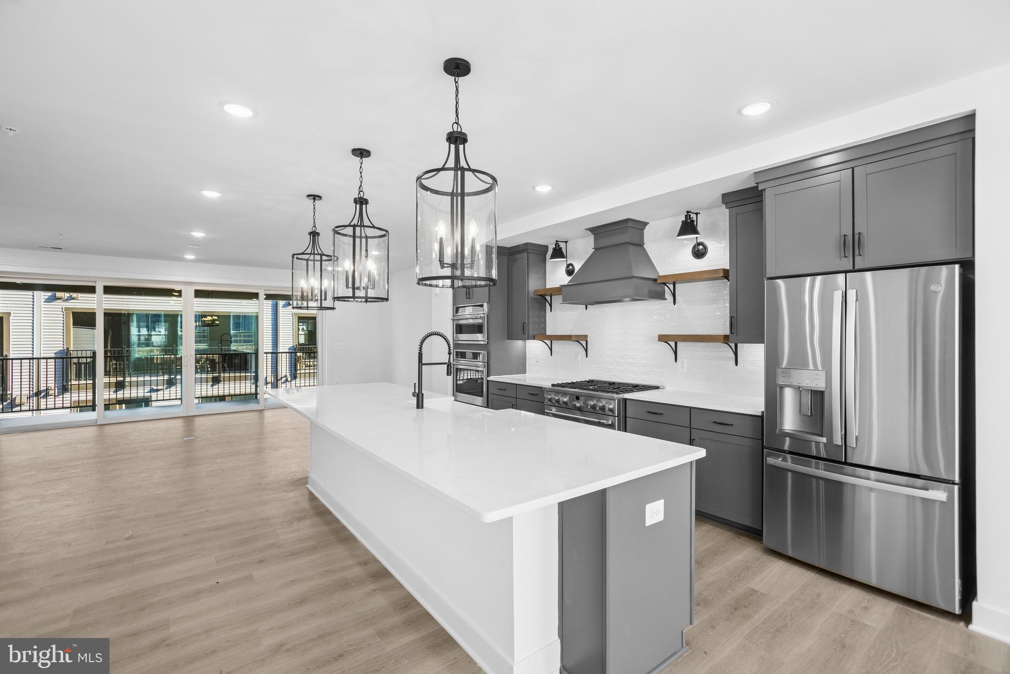 118 B Locke Street Baltimore, MD 21230 - Photo 15 of 31 KITCHEN