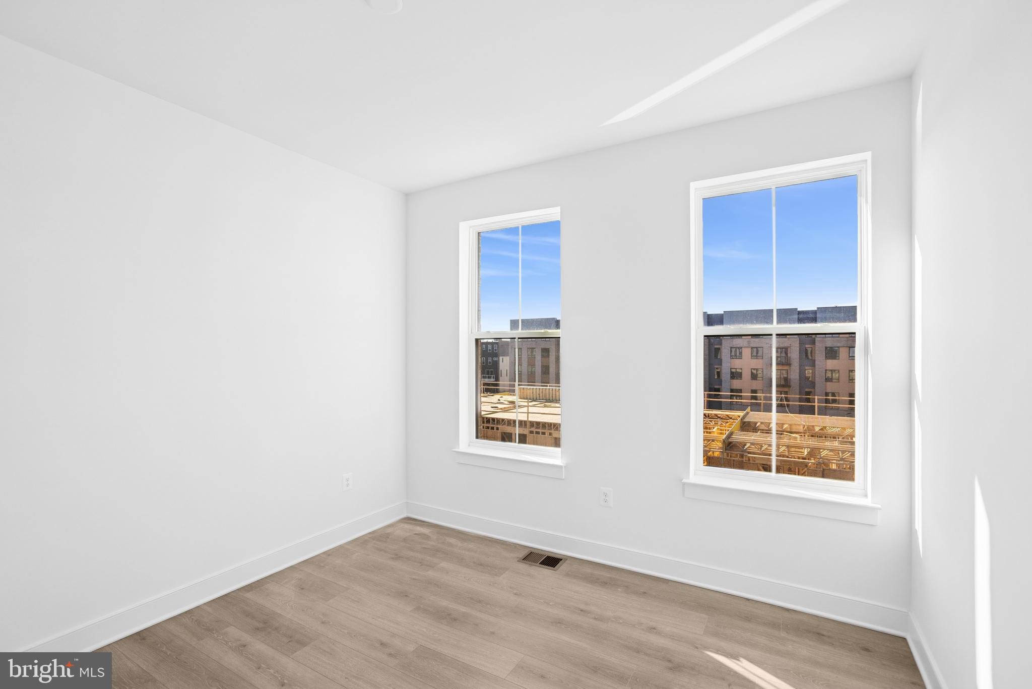 118 B Locke Street Baltimore, MD 21230 - Photo 3 of 31