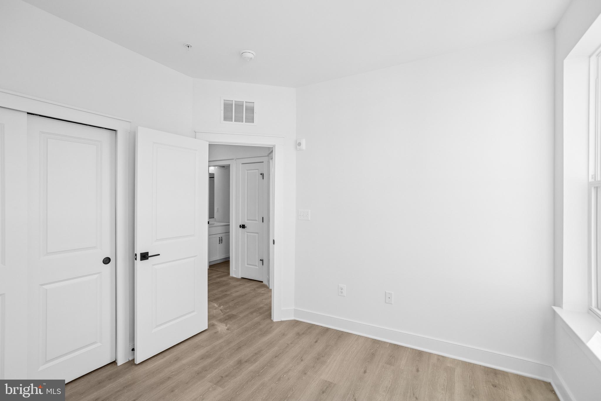 118 B Locke Street Baltimore, MD 21230 - Photo 5 of 31