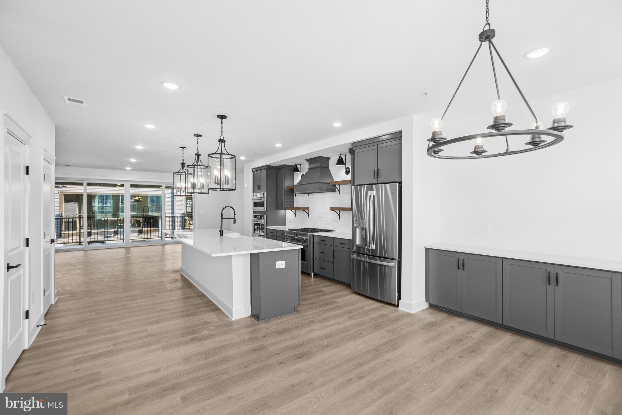 118 B Locke Street Baltimore, MD 21230 - Photo 7 of 31 KITCHEN AND DINING AREA