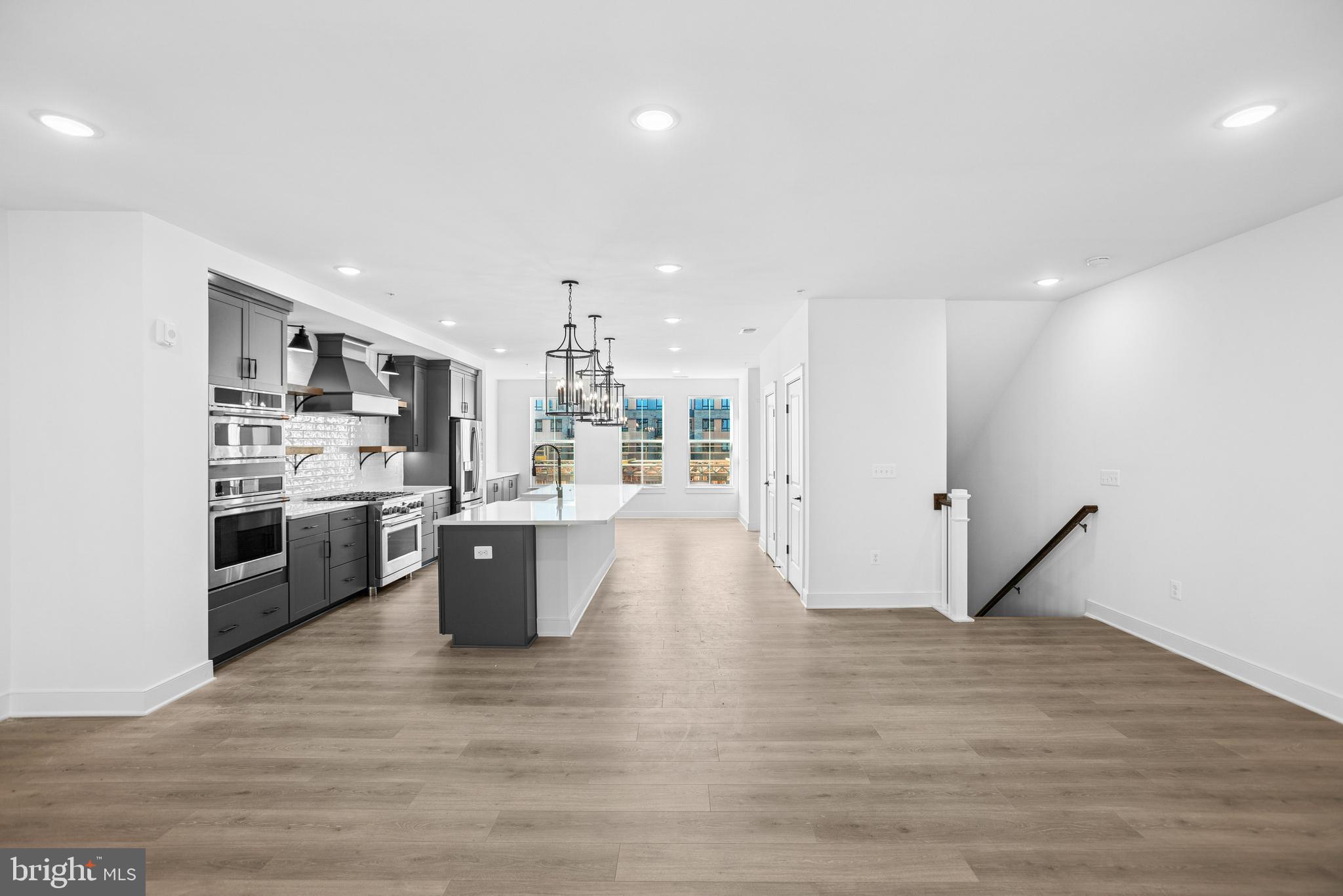 118 B Locke Street Baltimore, MD 21230 - Photo 10 of 31 GREAT ROOM AND KITCHEN