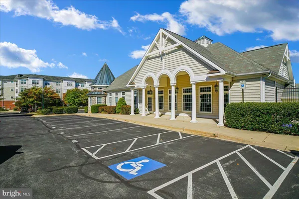 $269,134 | 14241 Kings Crossing Boulevard, Unit 210, Boyds, MD 20841