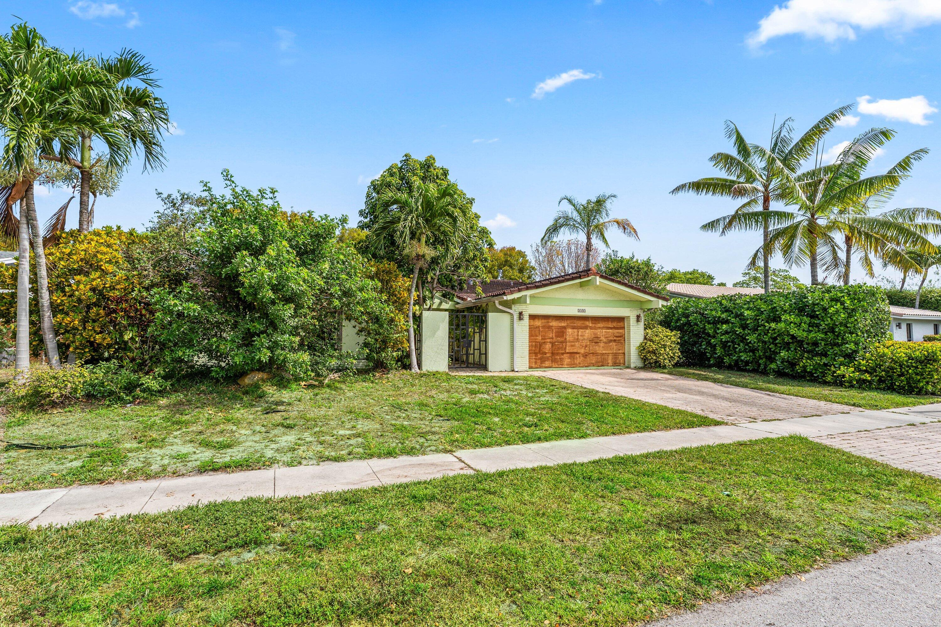 2753 Northwest 34th Street Boca Raton, FL 33434 - Photo 3 of 41 003-2753Northwest34thStreet-BocaRaton-FL