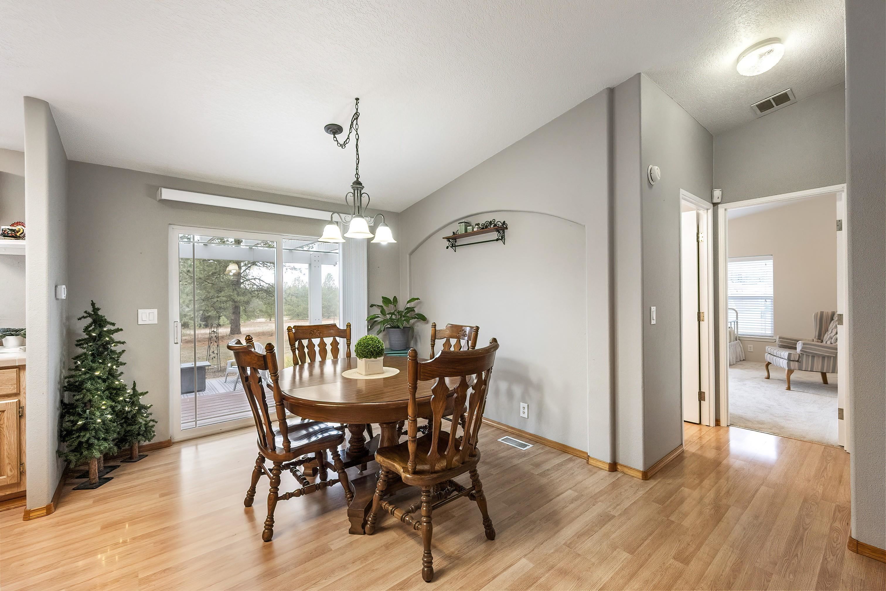 11824 East Laurel Road Elk, WA 99009 - Photo 14 of 46