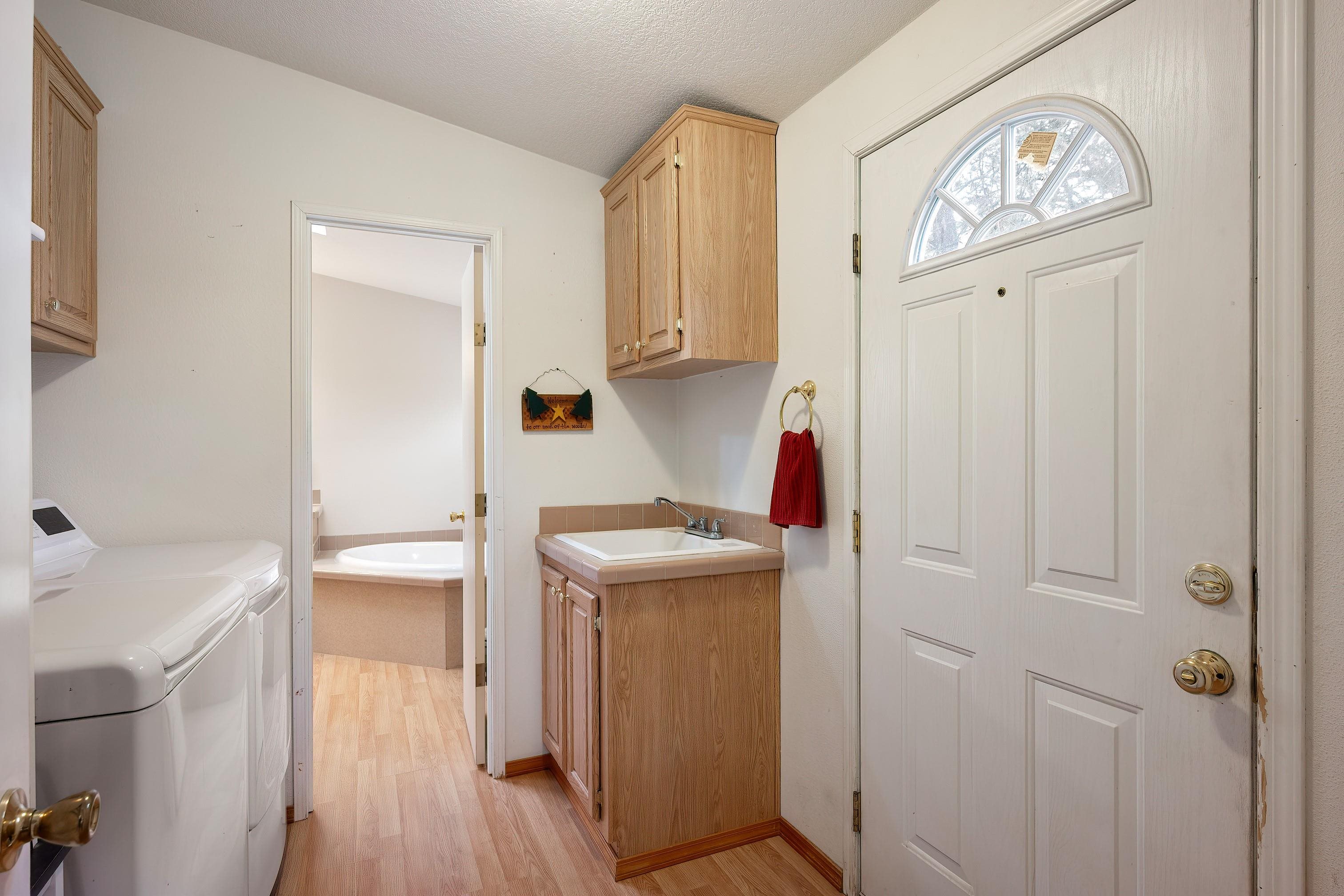 11824 East Laurel Road Elk, WA 99009 - Photo 30 of 46