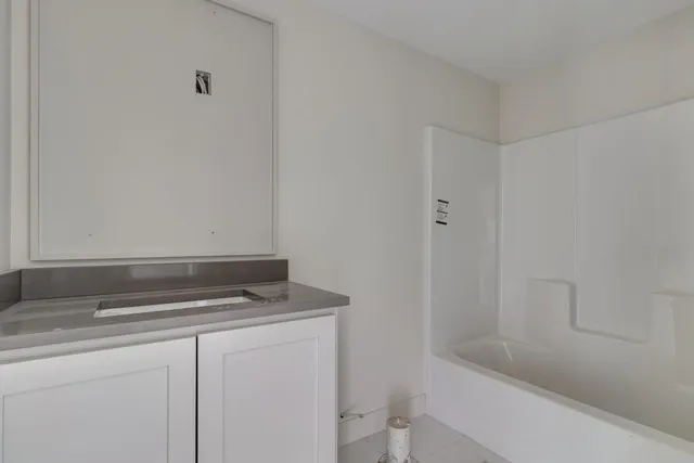 $699,900 | 1839 Woodward Circle, Raymore, MO 64083