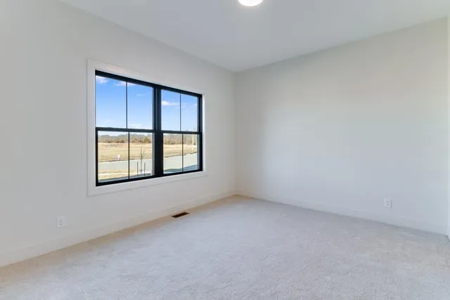 $699,900 | 1839 Woodward Circle, Raymore, MO 64083