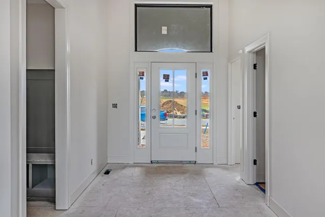 $699,900 | 1839 Woodward Circle, Raymore, MO 64083