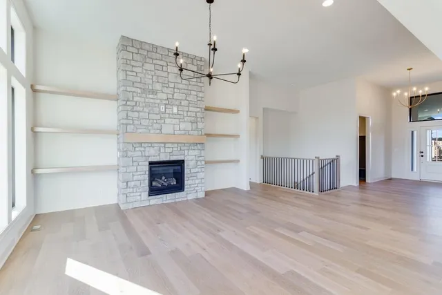 $699,900 | 1839 Woodward Circle, Raymore, MO 64083