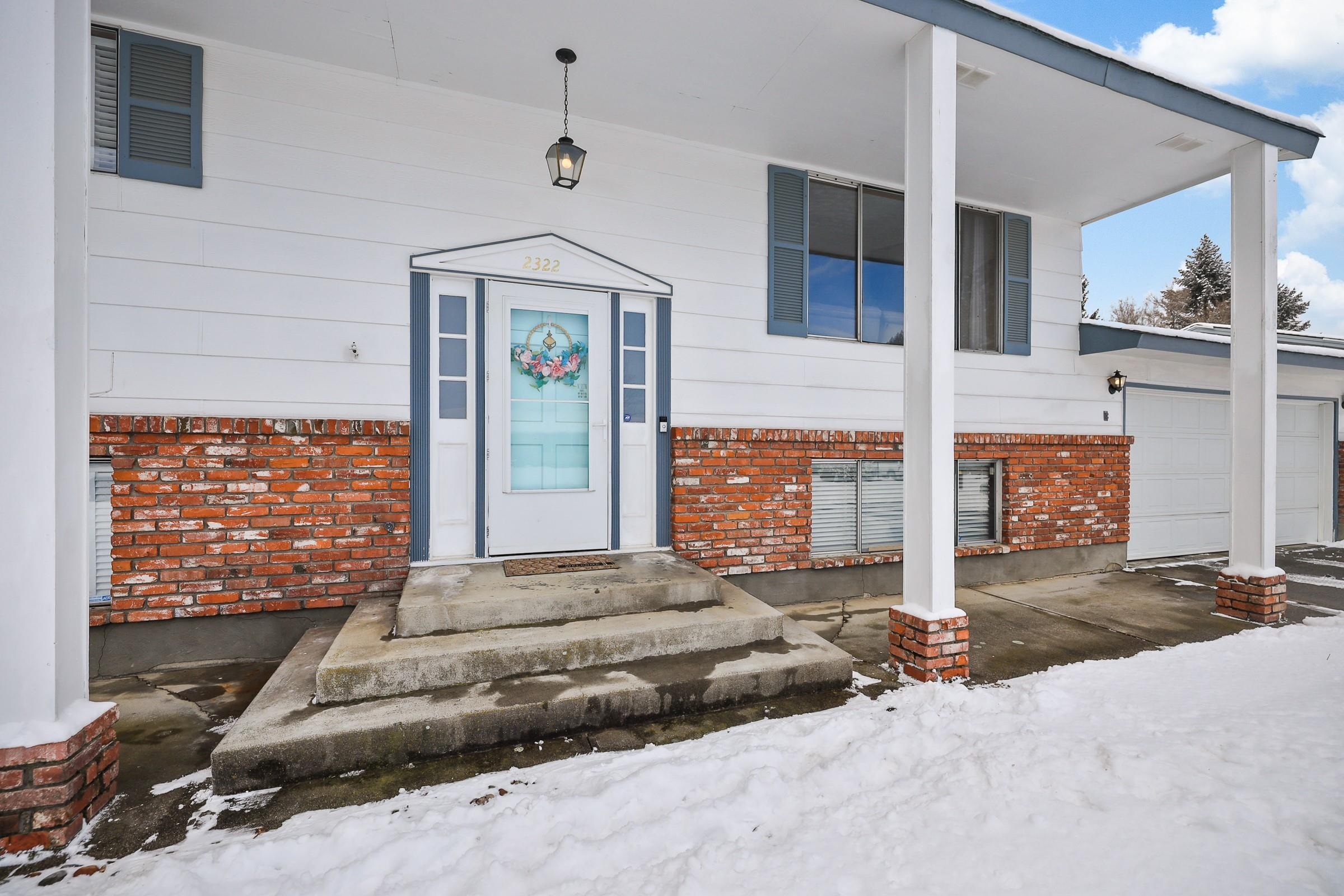 2322 South Bannen Road Spokane Valley, WA 99037 - Photo 3 of 27 Gallery Image 3