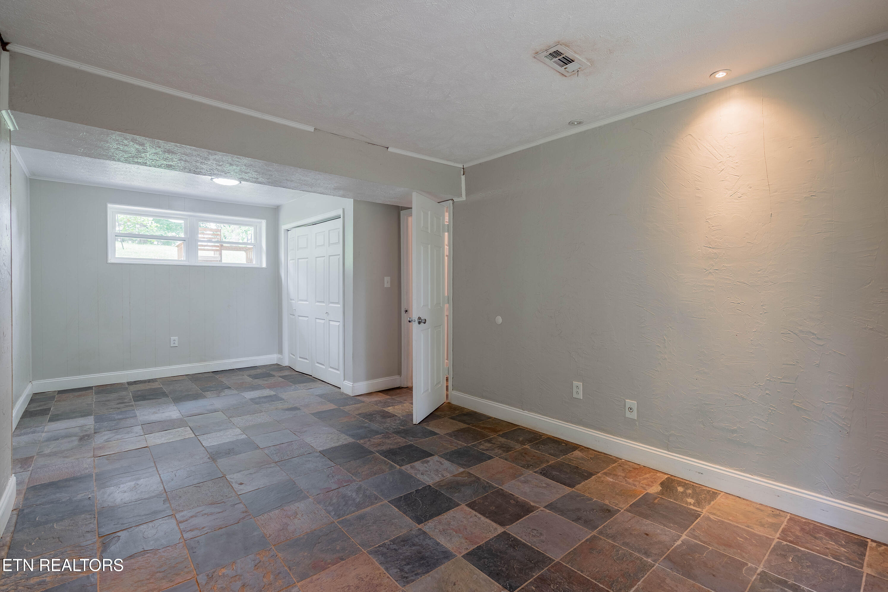 2326 Chukar Road Knoxville, TN 37923 - Photo 20 of 27 c18