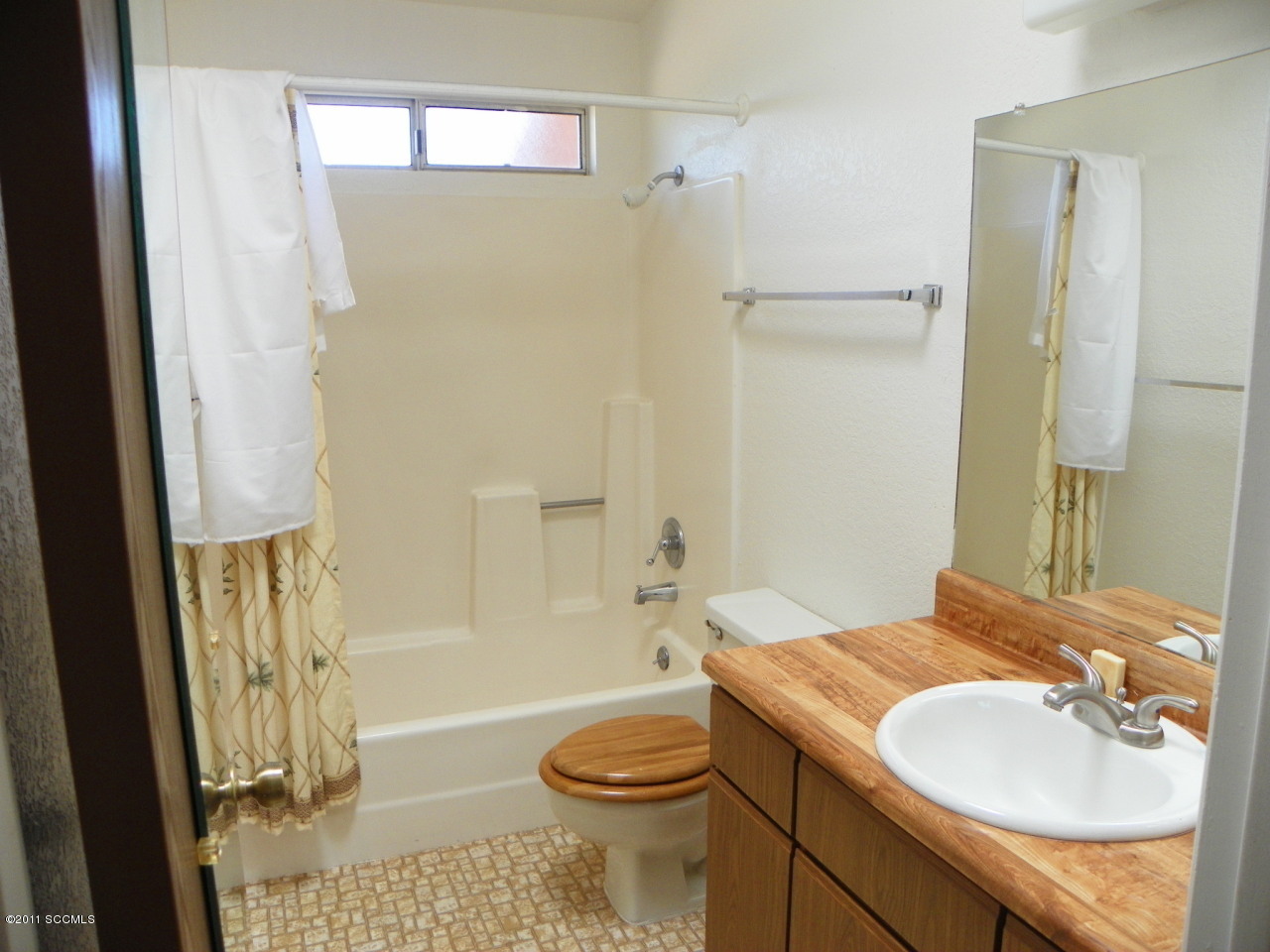 1479 Circulo Sombrero Rio Rico, AZ 85648 - Photo 10 of 27