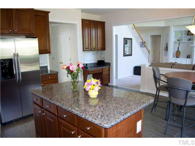 7668 Silver View Lane Raleigh, NC 27613 - Photo 12 of 24 Kitchen