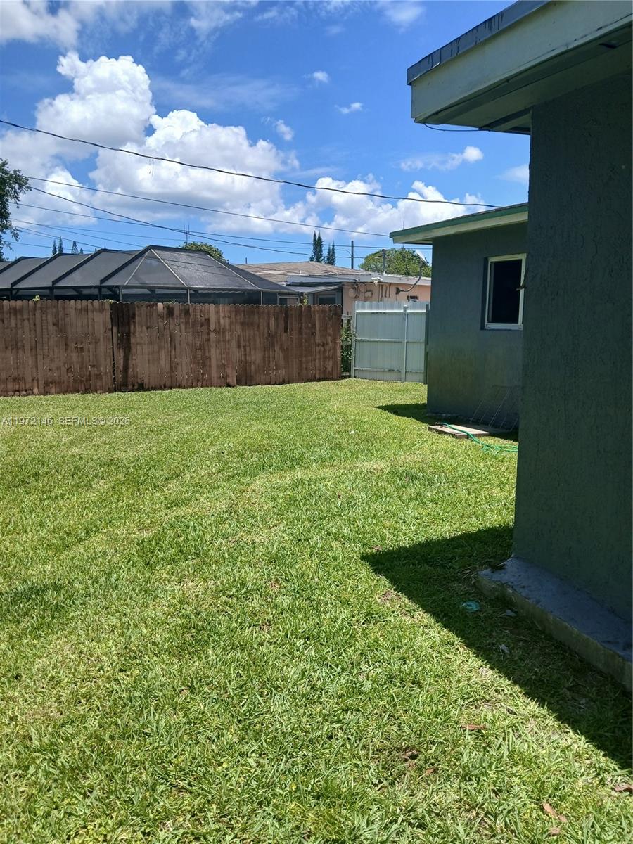 6471 Southwest 27th Street, Unit 2 Miramar, FL 33023 - Photo 39 of 41 a view of a backyard