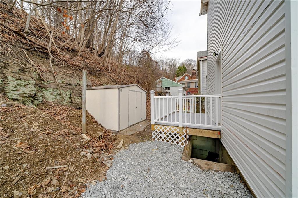 1629 Streets Run Road Pittsburgh, PA 15227 - Photo 29 of 32 Gallery Image 29