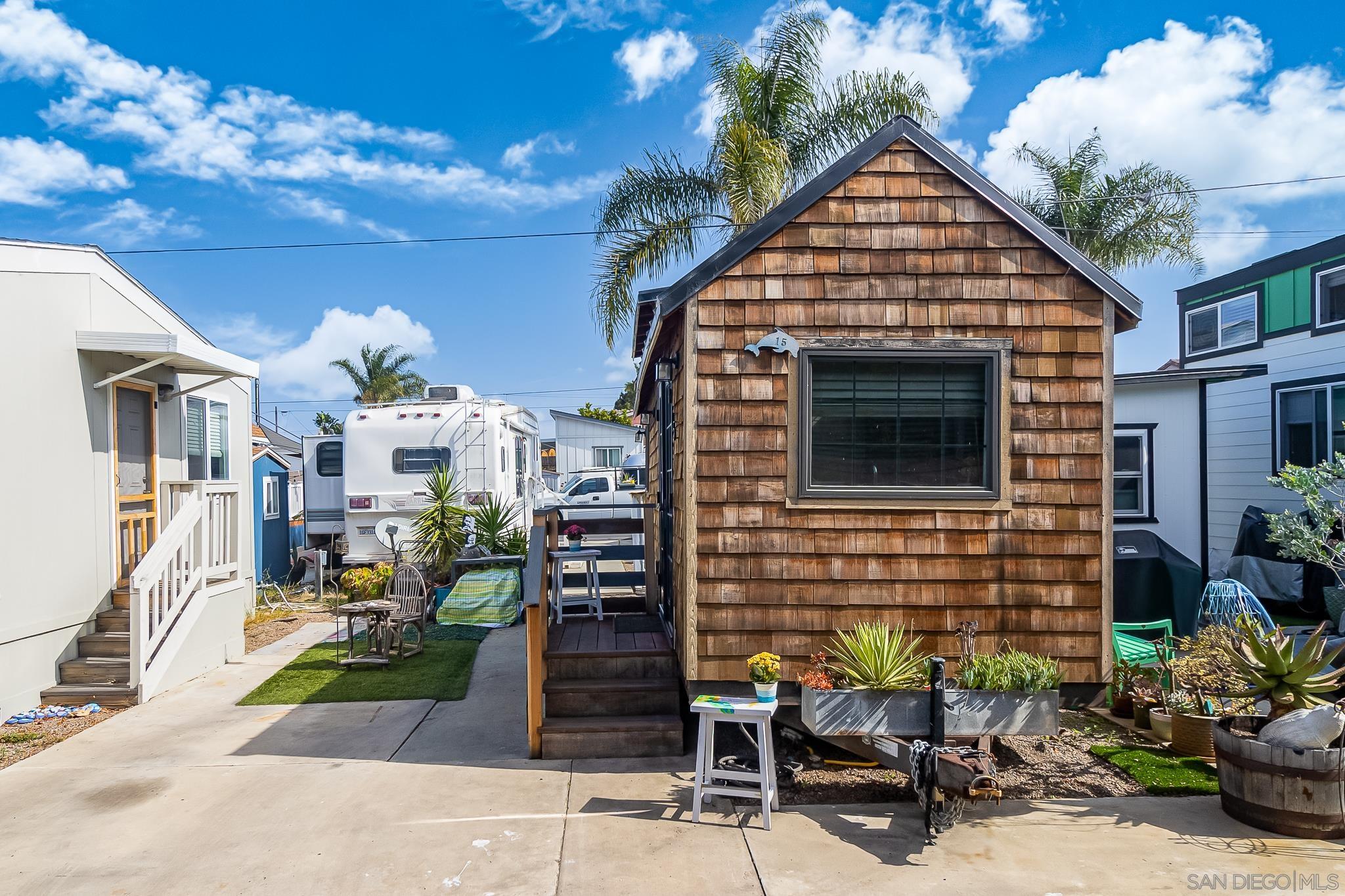 1549 North Vulcan Avenue Unit SPC 15