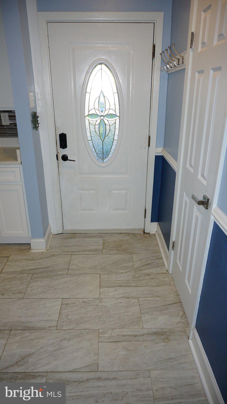 5854 Deale Churchton Road Deale, MD 20751 - Photo 32 of 57 Inviting entryway with elegant details.