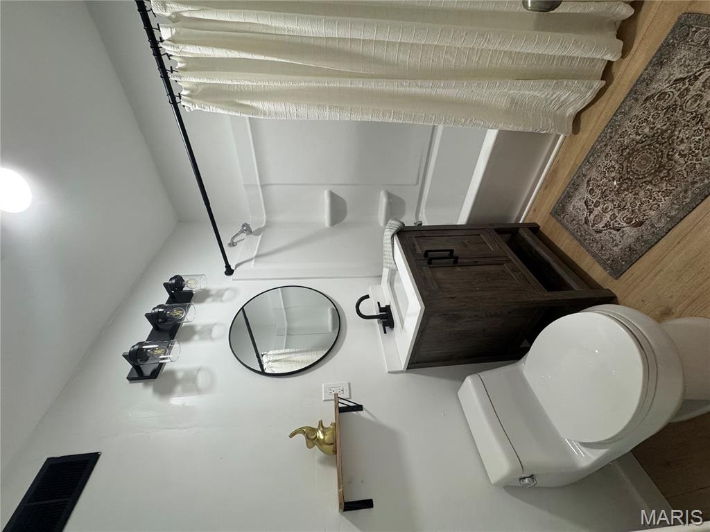 1804 Muren Boulevard Belleville, IL 62221 - Photo 8 of 21