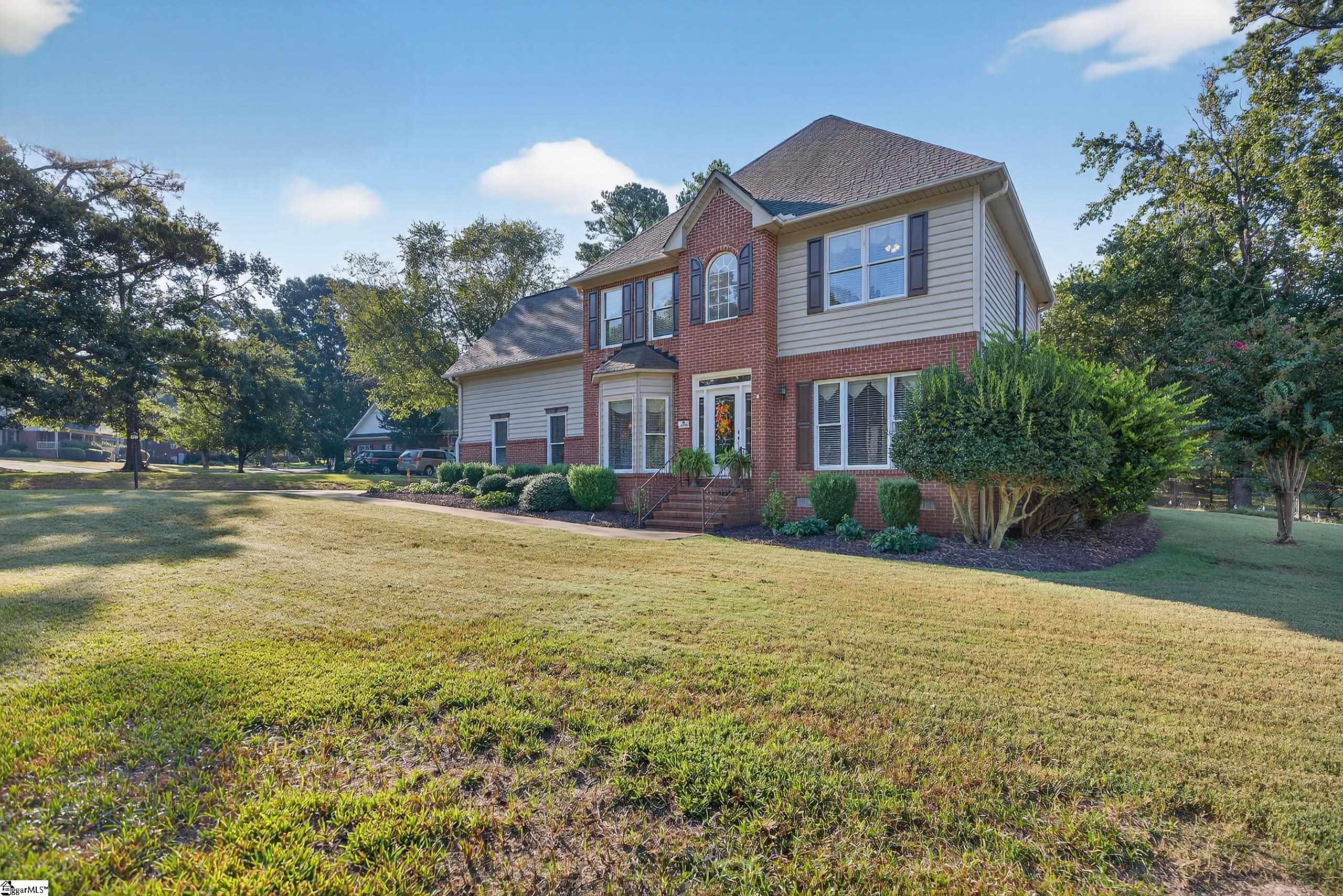 307 Holly Ridge Drive Anderson, SC 29621 - Photo 3 of 41 Gallery Image 3