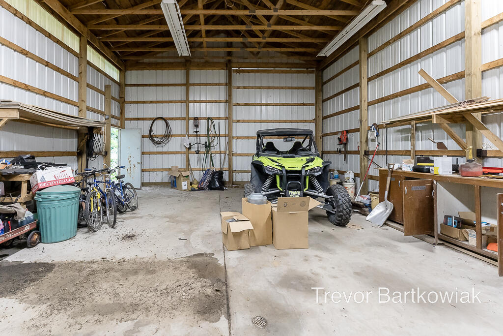 4170 Quarterline Road Muskegon, MI 49444 - Photo 29 of 30 4170Quarterline32Lores