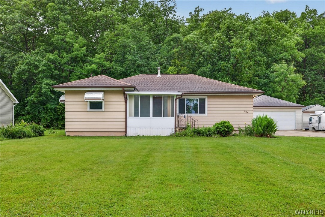 6134 Dover Road Hamburg, NY 14085 - Photo 2 of 40